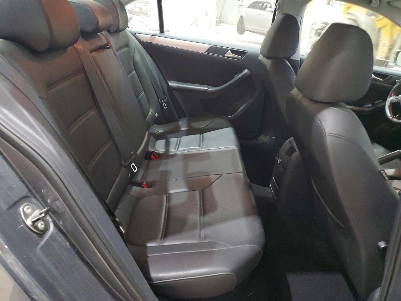 2014 VOLKSWAGEN JETTA SE photo 10