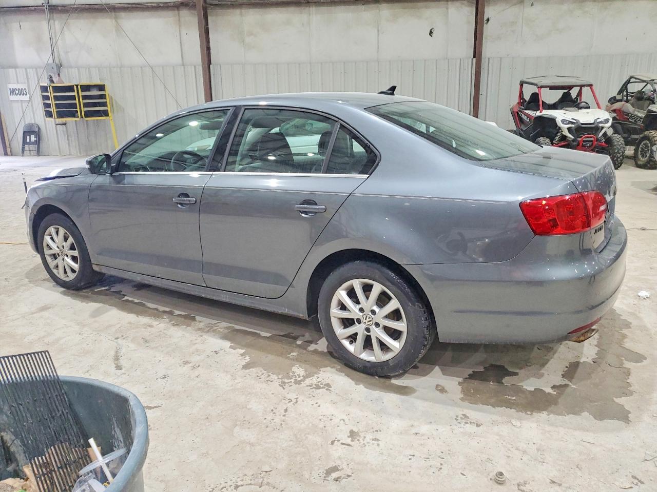 2014 VOLKSWAGEN JETTA SE photo 2