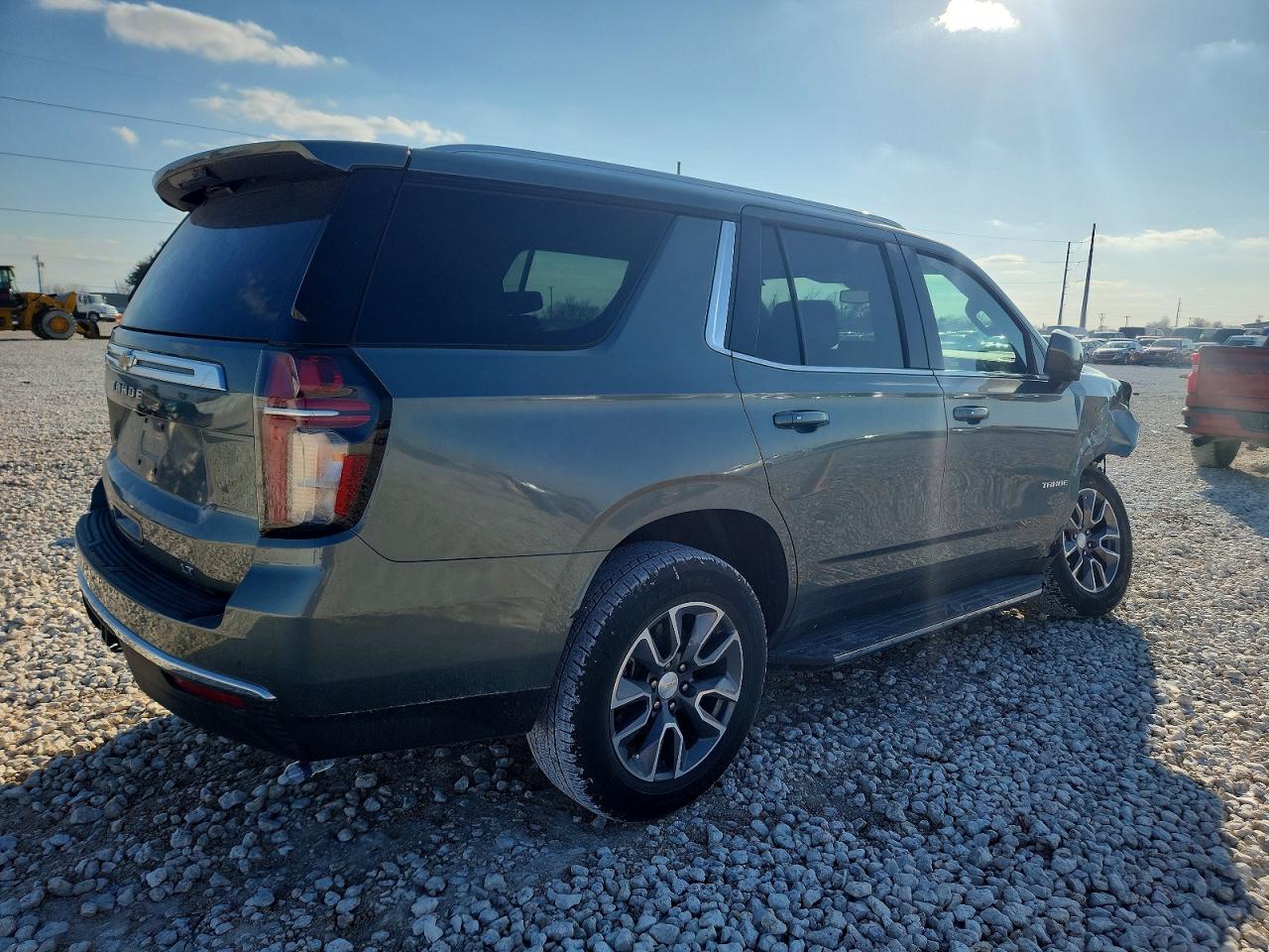 2023 CHEVROLET TAHOE C1500 LT photo 3