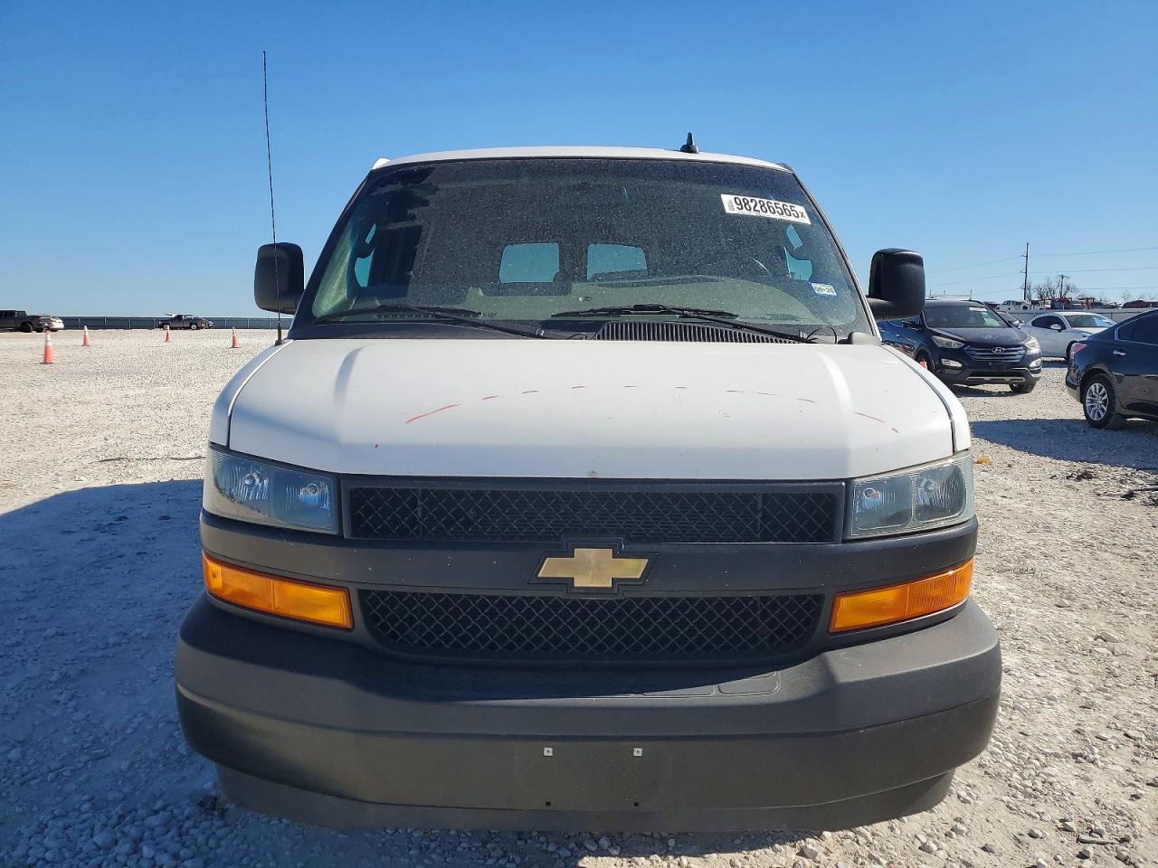 2022 CHEVROLET EXPRESS G3500 LS photo 9