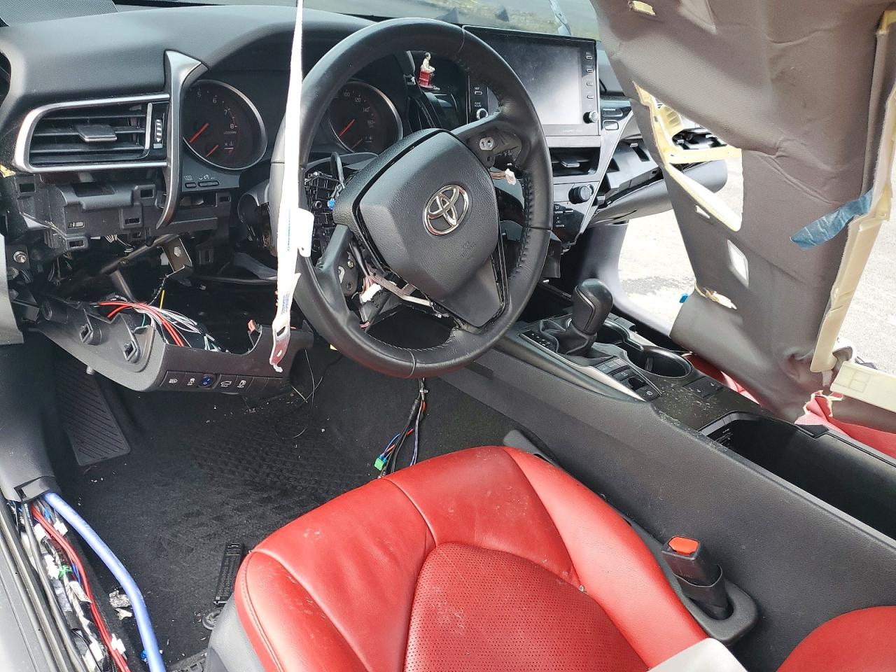 2024 TOYOTA CAMRY XSE photo 8