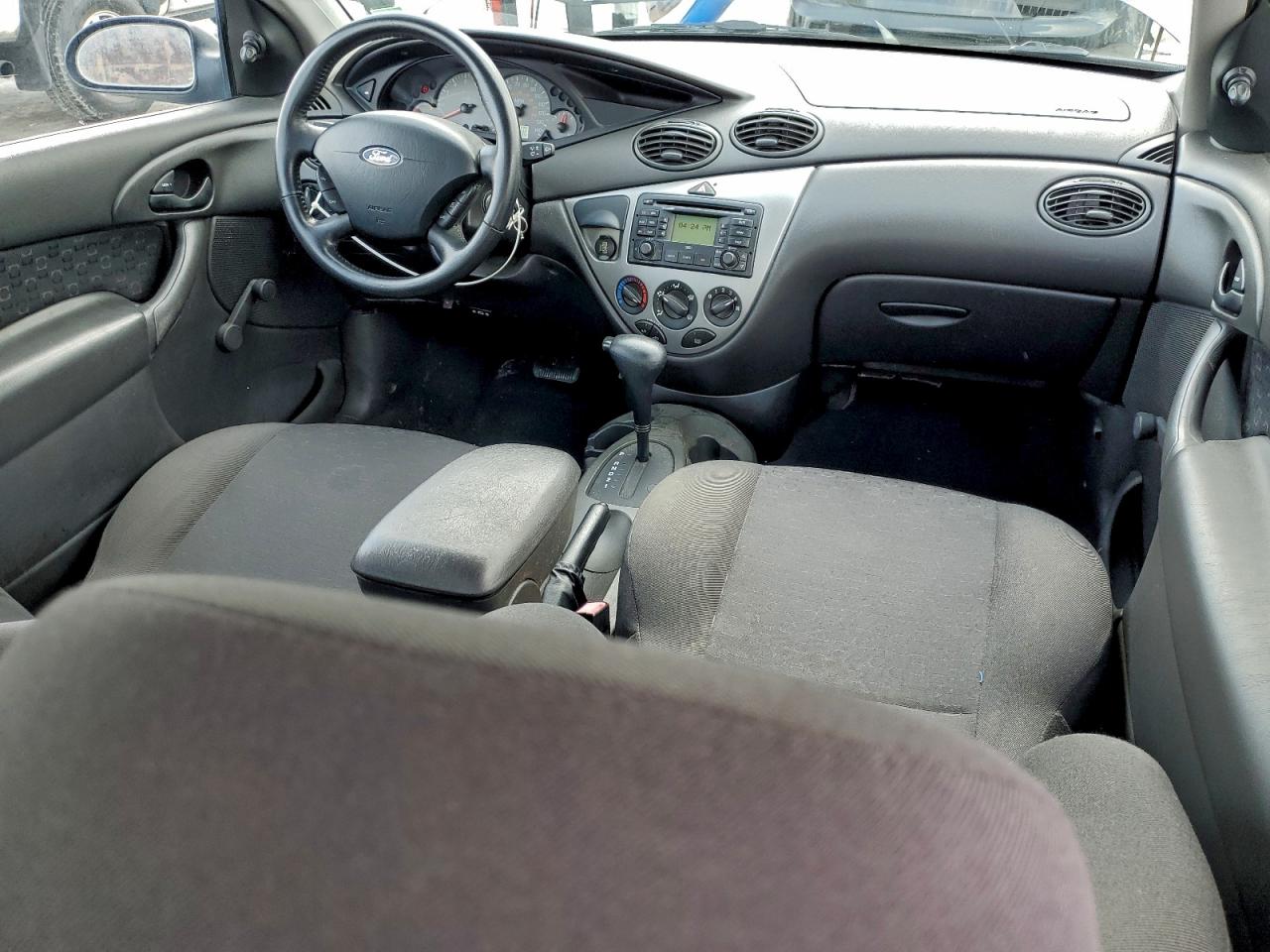 2003 FORD FOCUS ZX3 photo 8