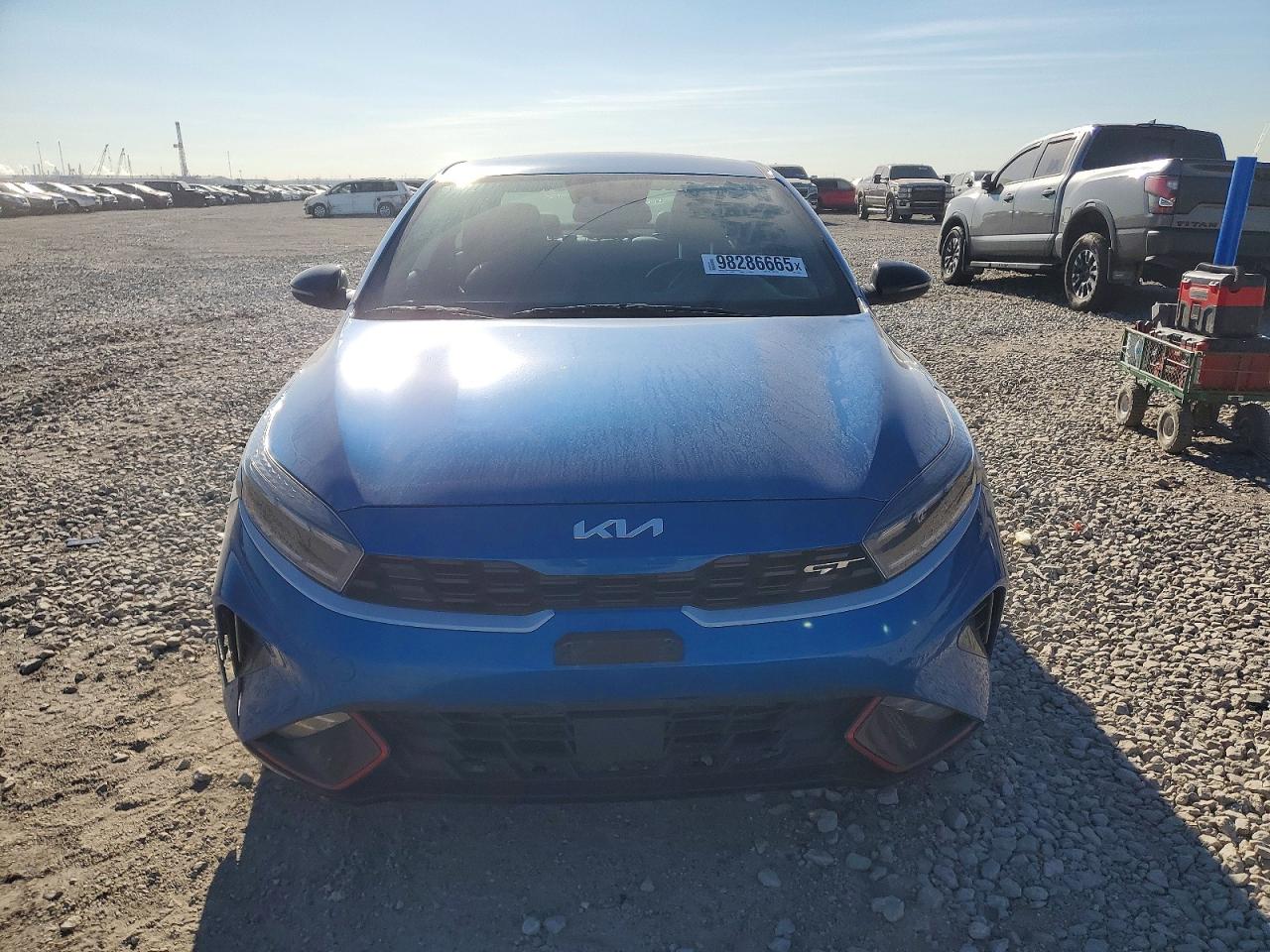 2023 KIA FORTE GT photo 5
