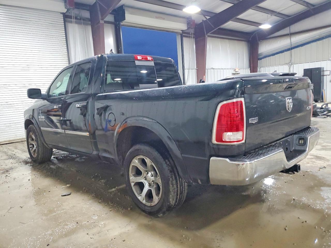 2016 RAM 1500 LARAMIE photo 2
