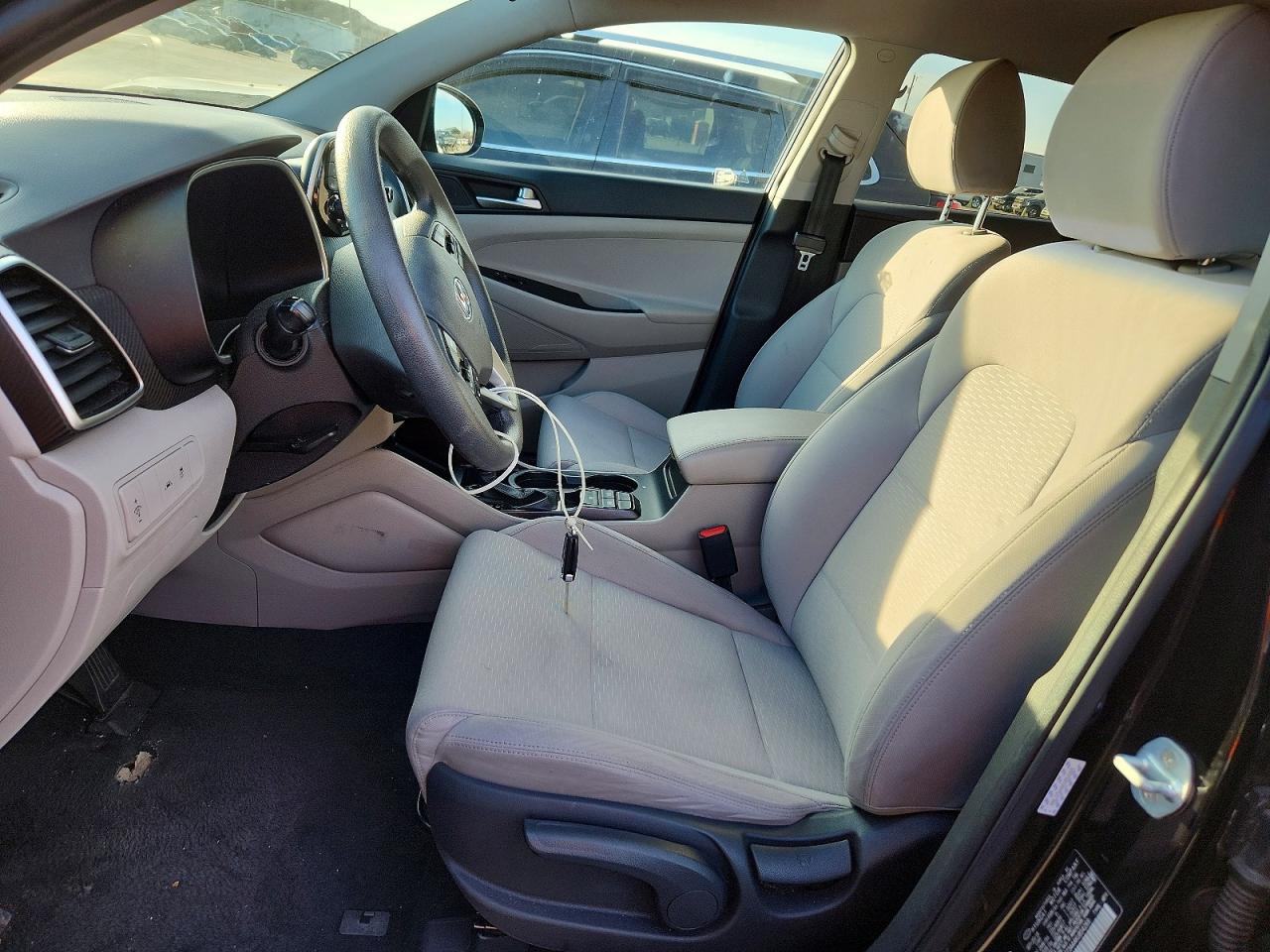 2019 HYUNDAI TUCSON SE photo 13