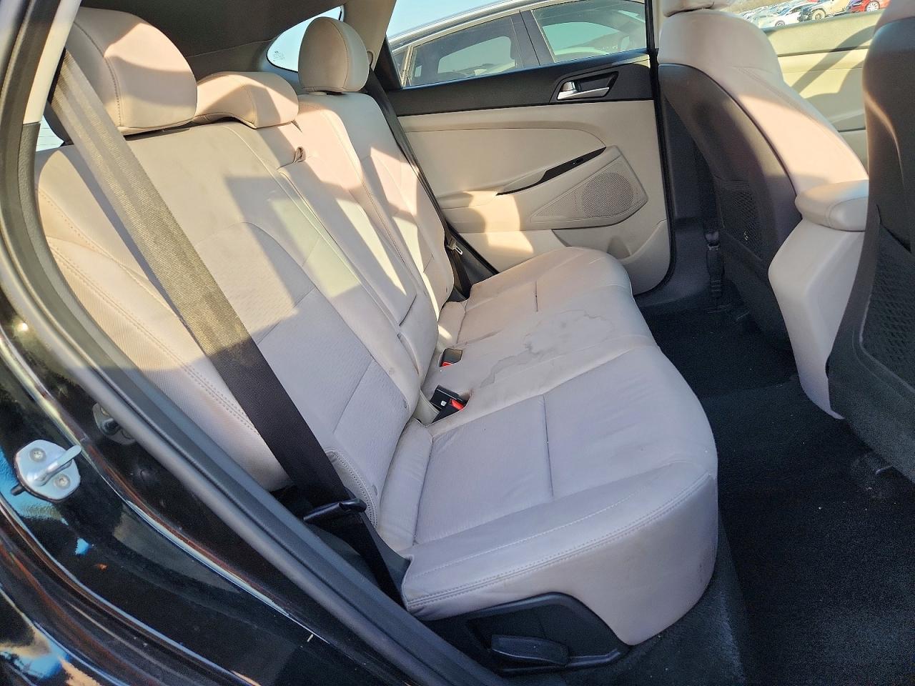 2019 HYUNDAI TUCSON SE photo 21