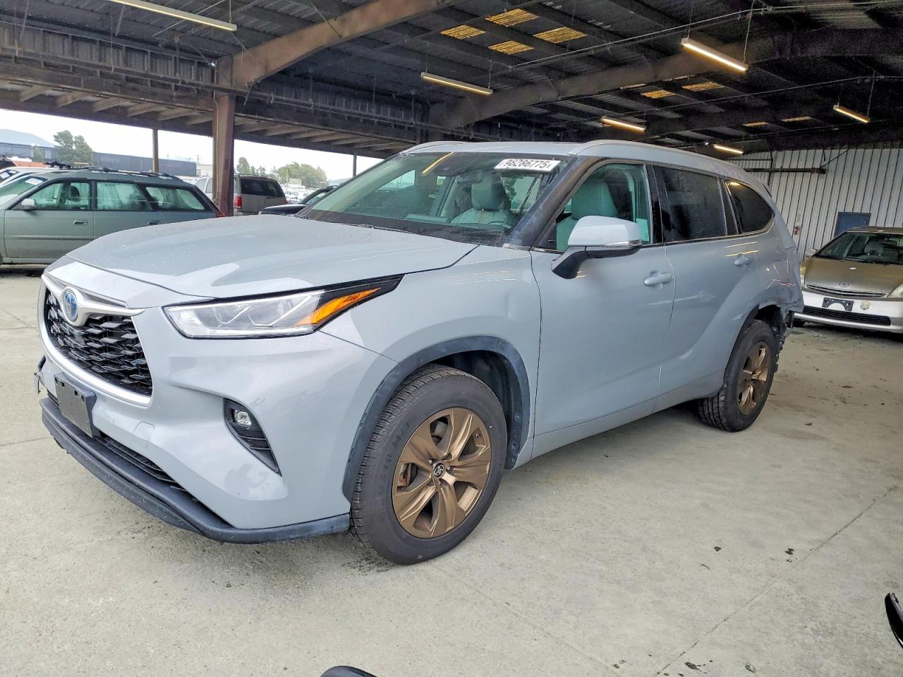 2022 TOYOTA HIGHLANDER
