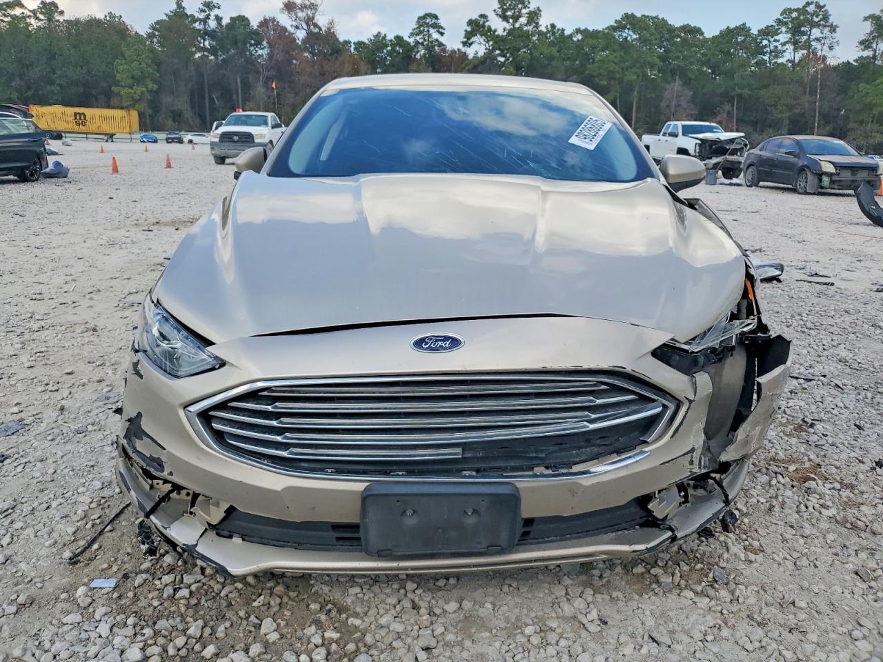 2017 FORD FUSION SE photo 5
