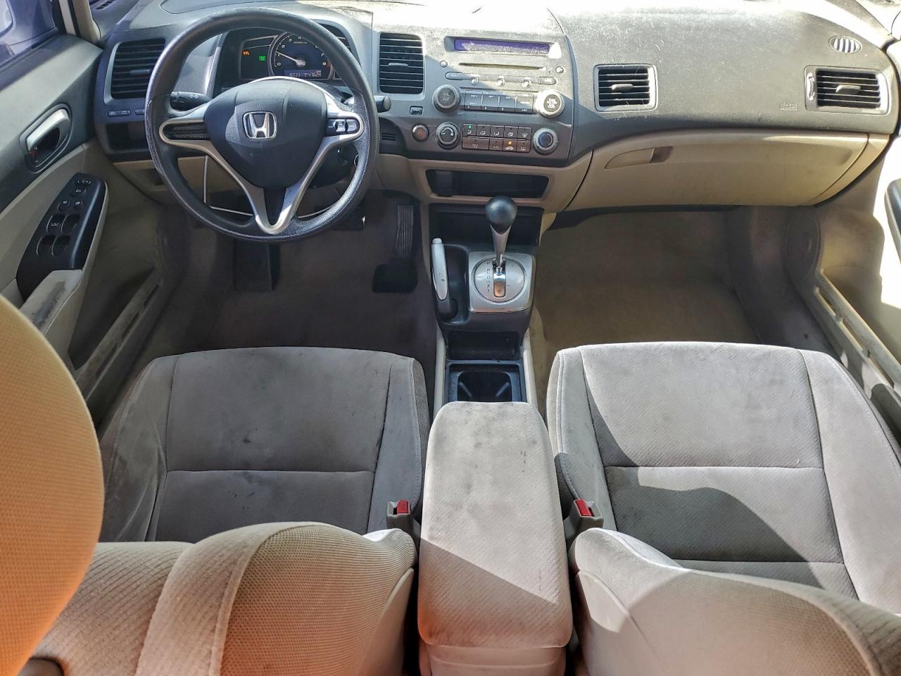 2010 HONDA CIVIC LX photo 8
