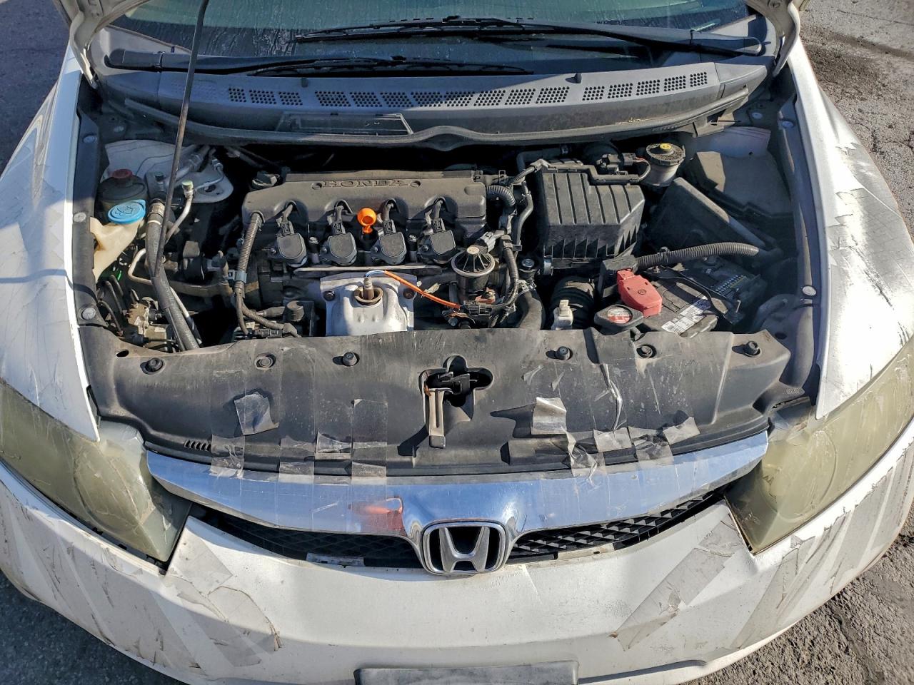 2010 HONDA CIVIC LX photo 11