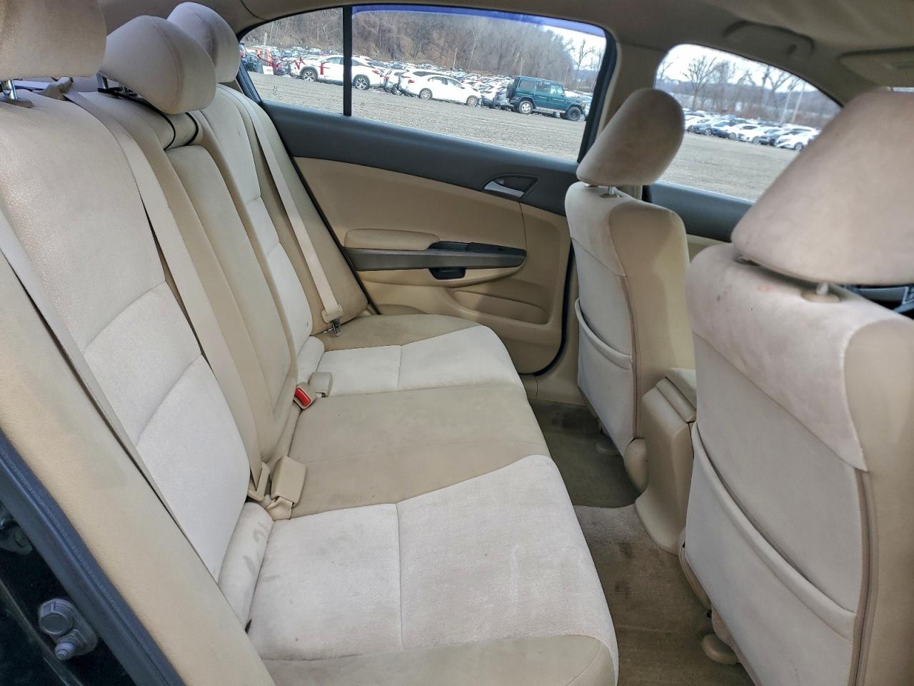 2010 HONDA ACCORD LX photo 10