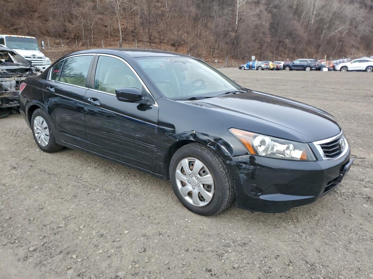 2010 HONDA ACCORD LX photo 4