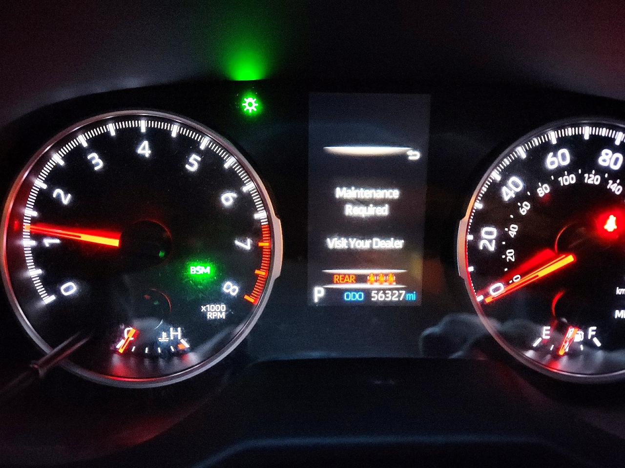 2021 TOYOTA RAV4 XLE photo 9
