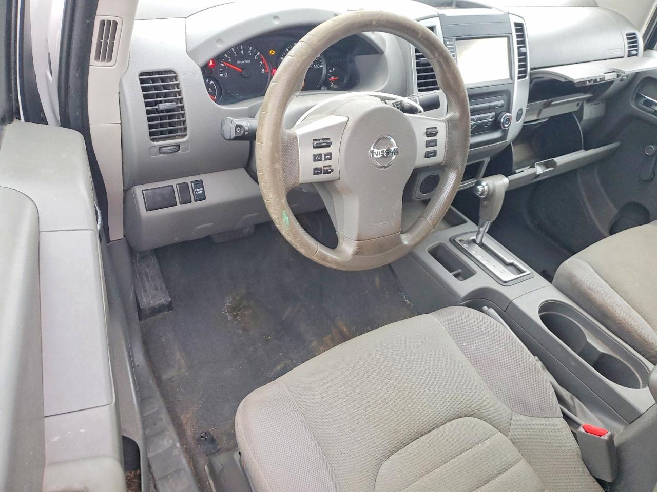 2019 NISSAN FRONTIER S photo 8
