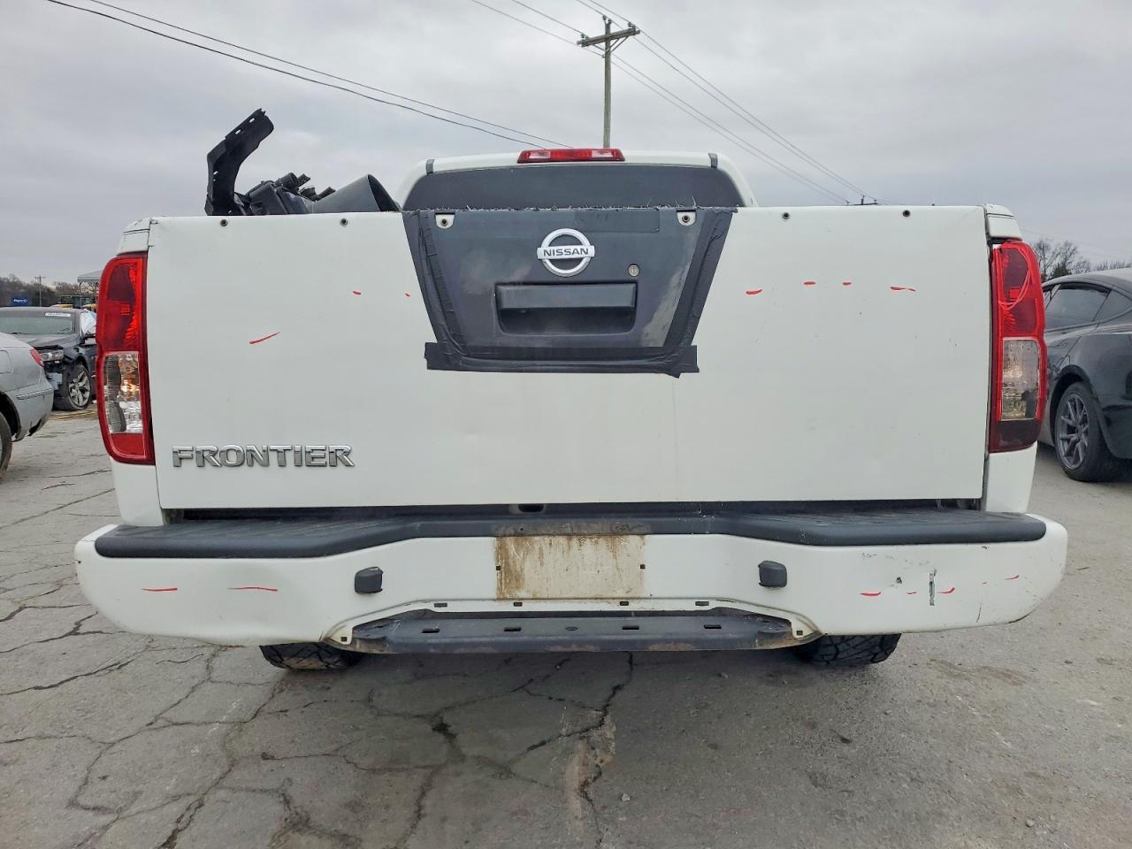 2019 NISSAN FRONTIER S photo 6