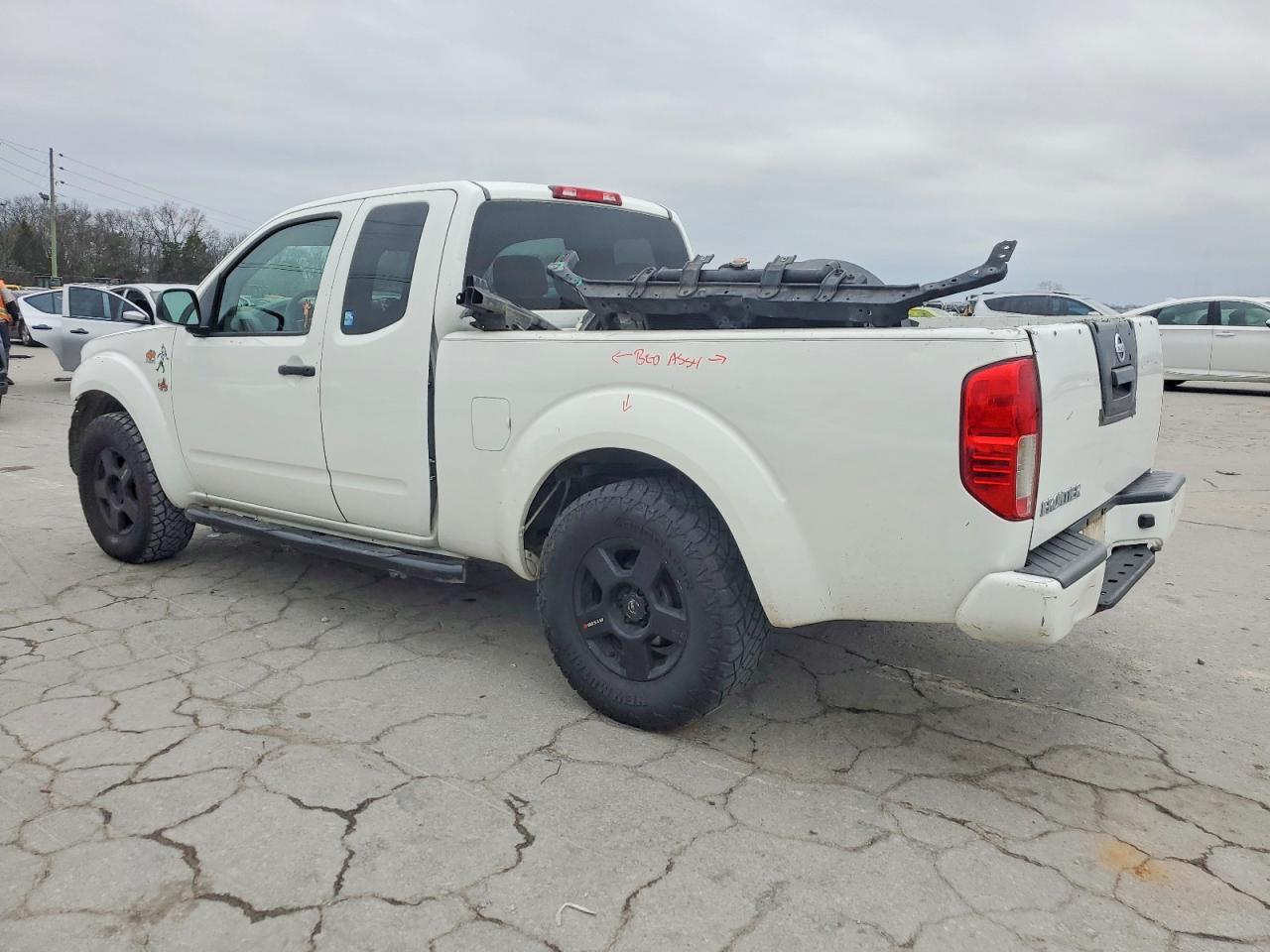 2019 NISSAN FRONTIER S photo 2