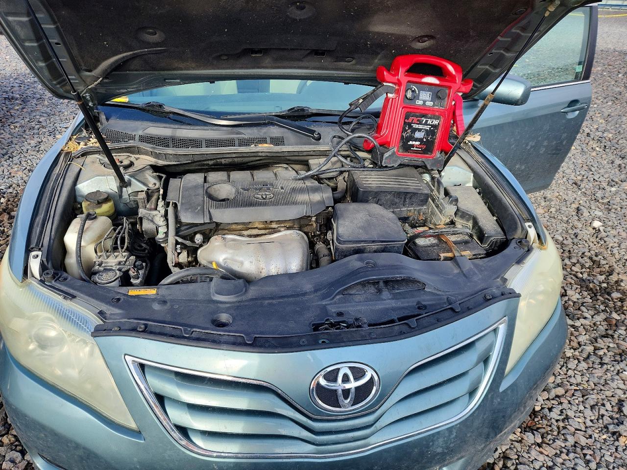 2011 TOYOTA CAMRY BASE photo 11