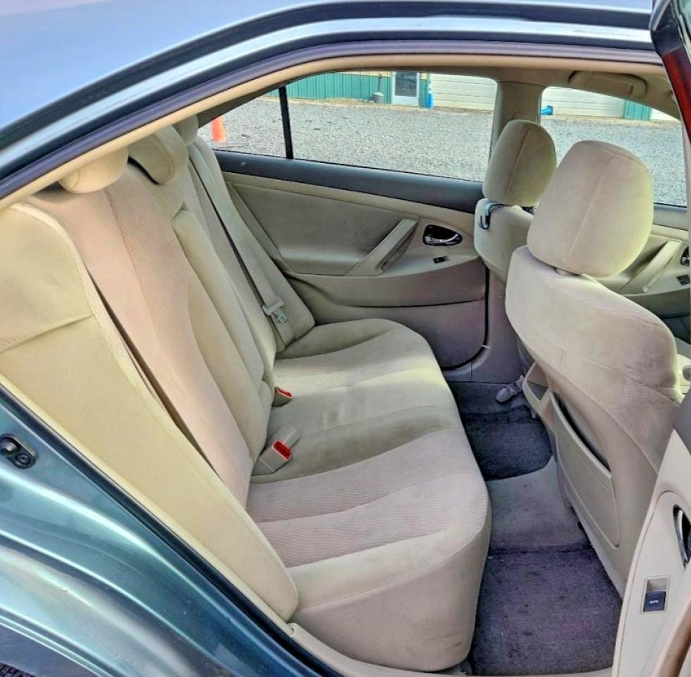 2011 TOYOTA CAMRY BASE photo 10