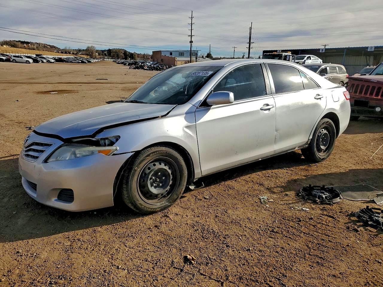 2011 TOYOTA CAMRY