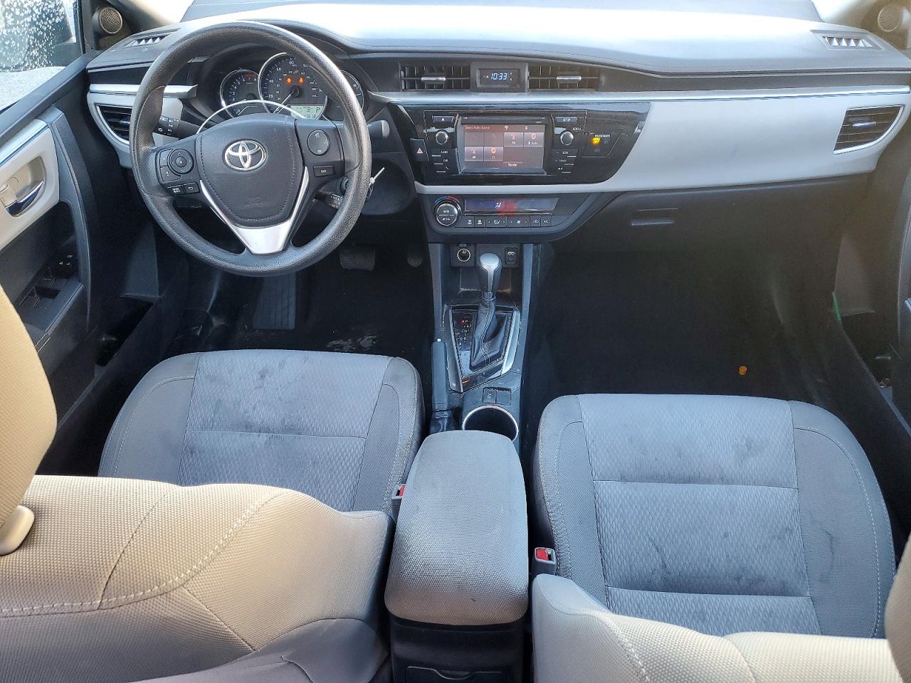 2016 TOYOTA COROLLA L photo 8