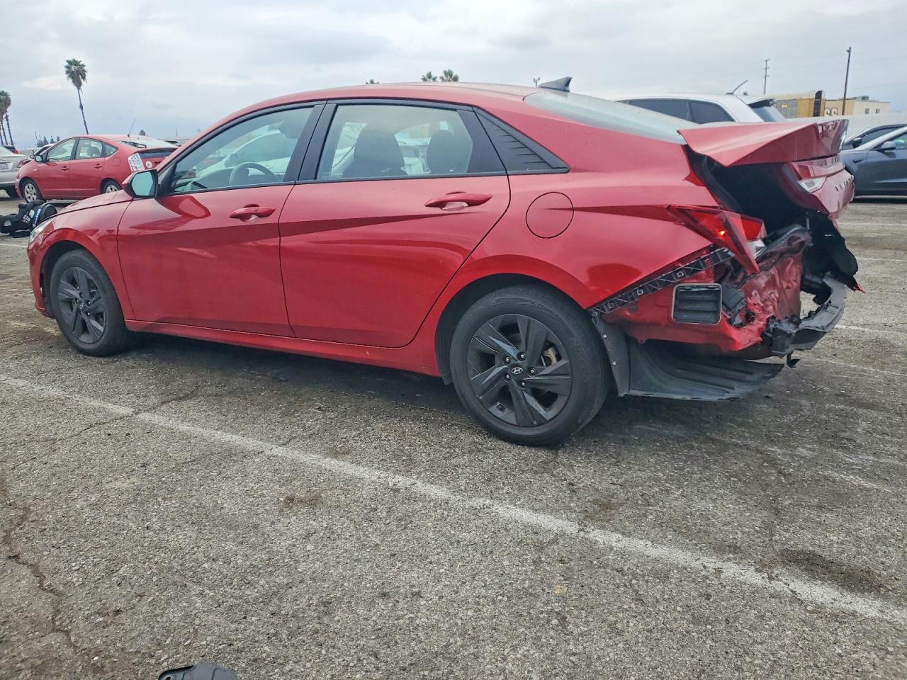 2022 HYUNDAI ELANTRA SEL photo 2