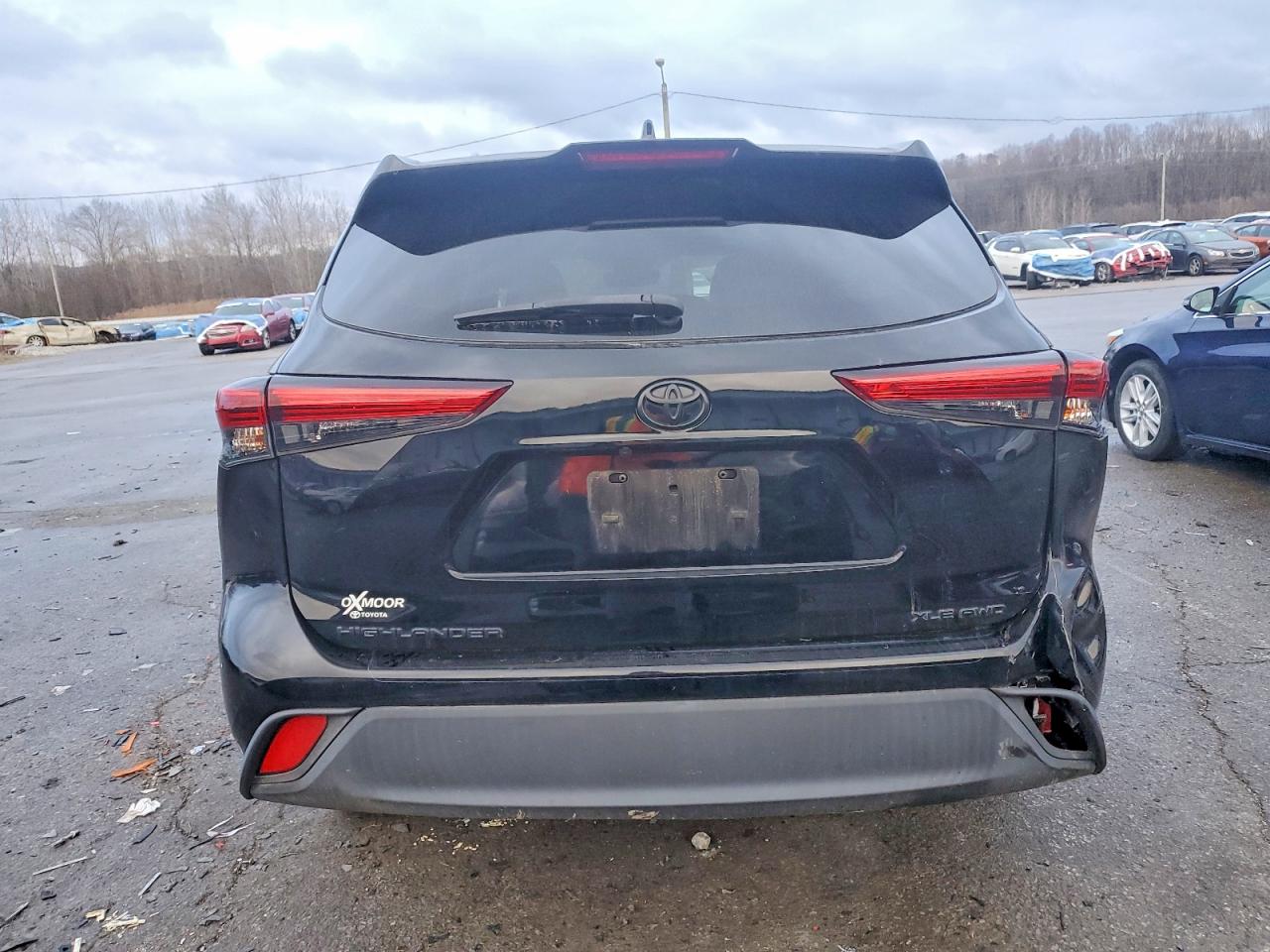 2020 TOYOTA HIGHLANDER XLE photo 6