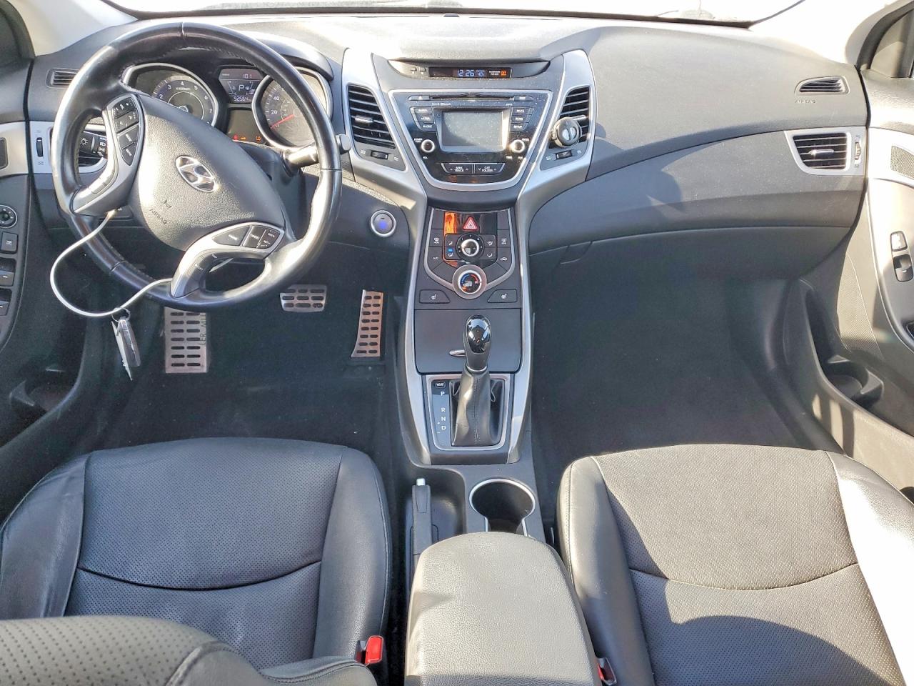 2015 HYUNDAI ELANTRA SE photo 8