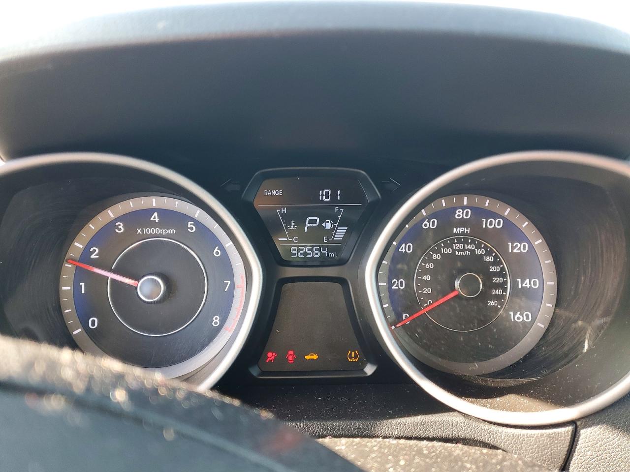 2015 HYUNDAI ELANTRA SE photo 9