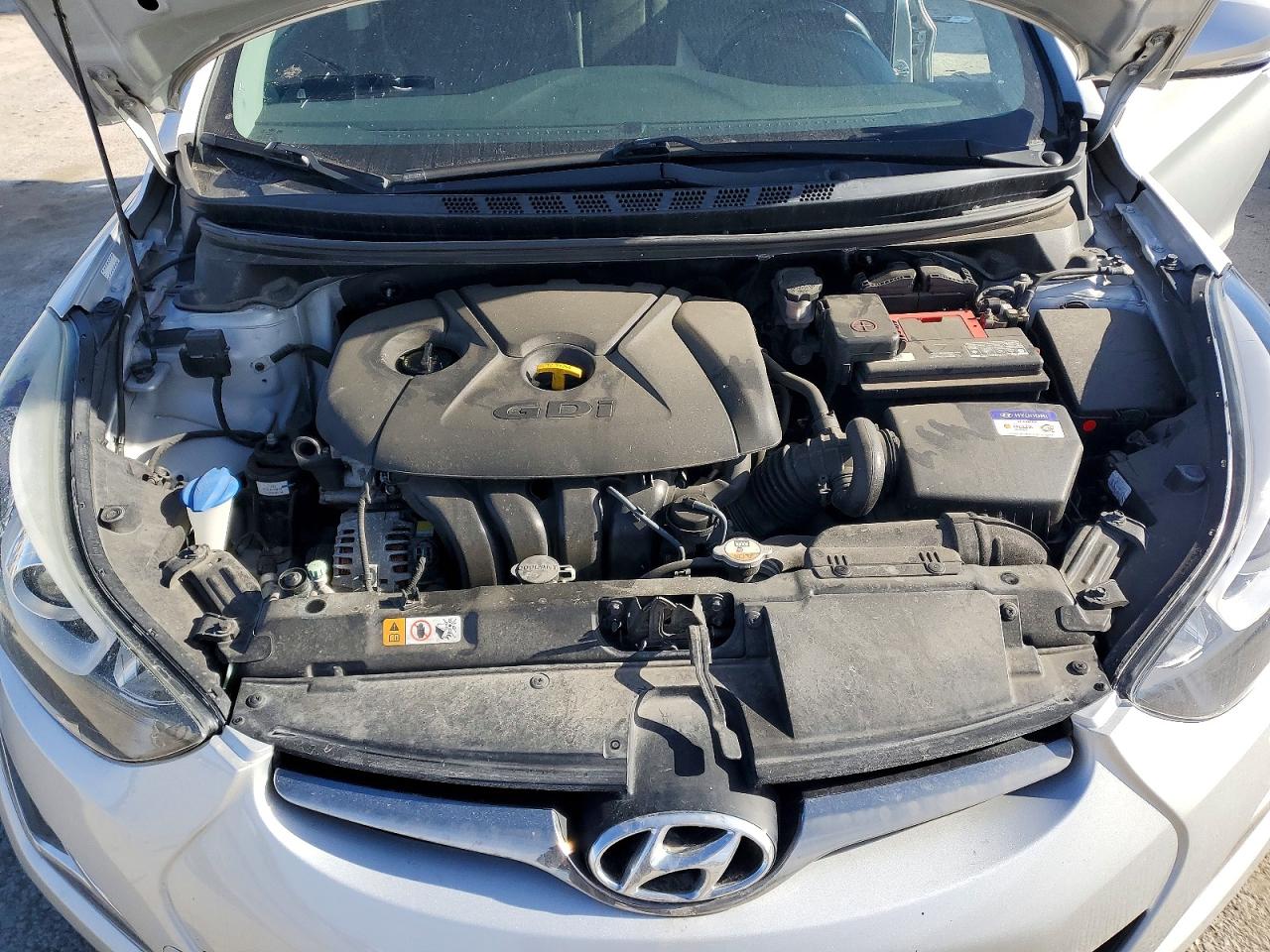 2015 HYUNDAI ELANTRA SE photo 11