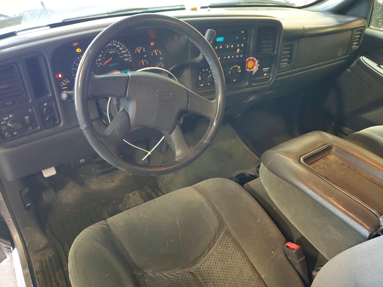 2004 CHEVROLET SILVERADO C2500 HEAVY DUTY photo 8