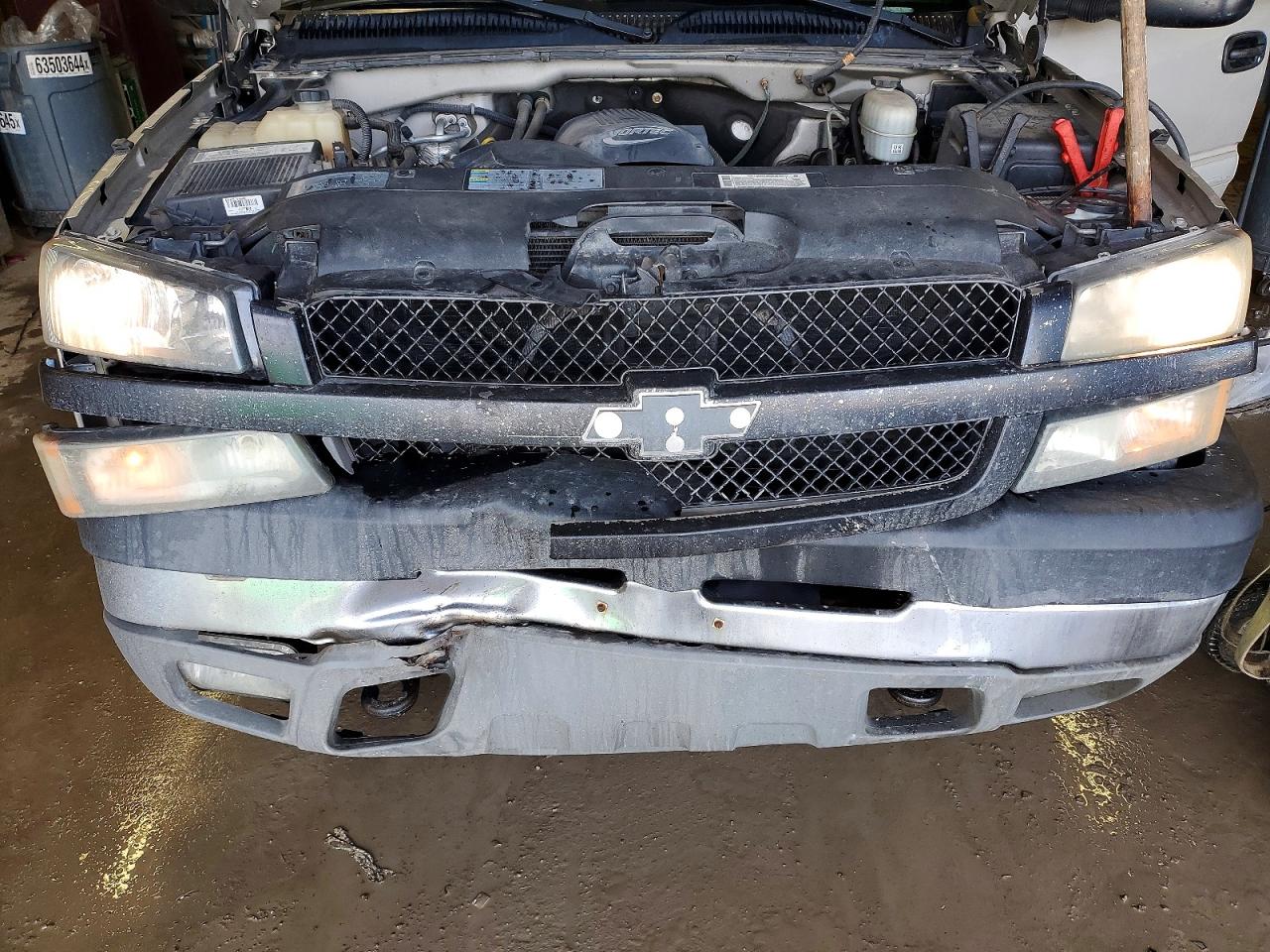 2004 CHEVROLET SILVERADO C2500 HEAVY DUTY photo 11