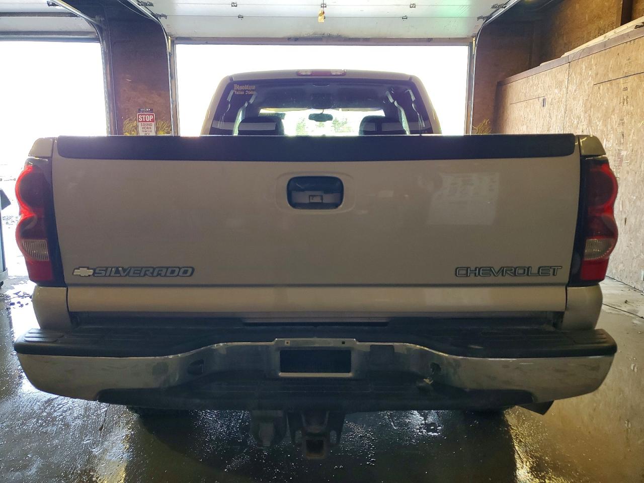 2004 CHEVROLET SILVERADO C2500 HEAVY DUTY photo 6
