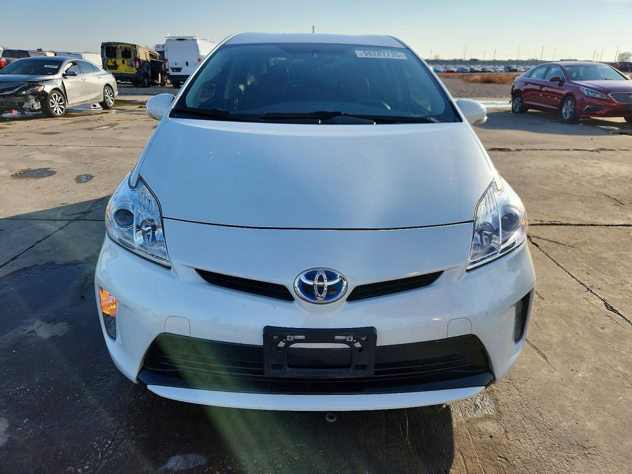 2015 TOYOTA PRIUS photo 5