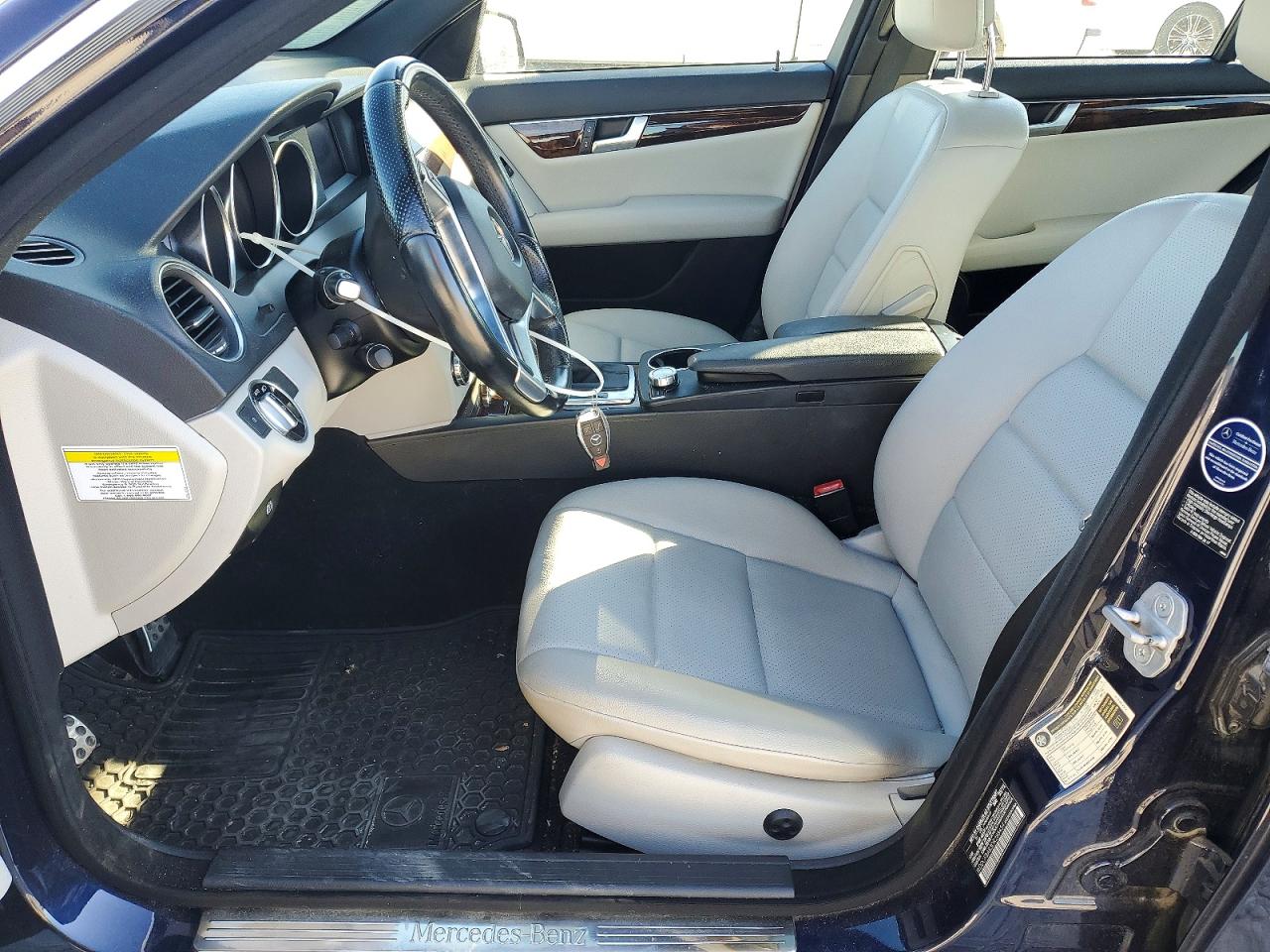 2013 MERCEDES-BENZ C 300 4MATIC photo 7