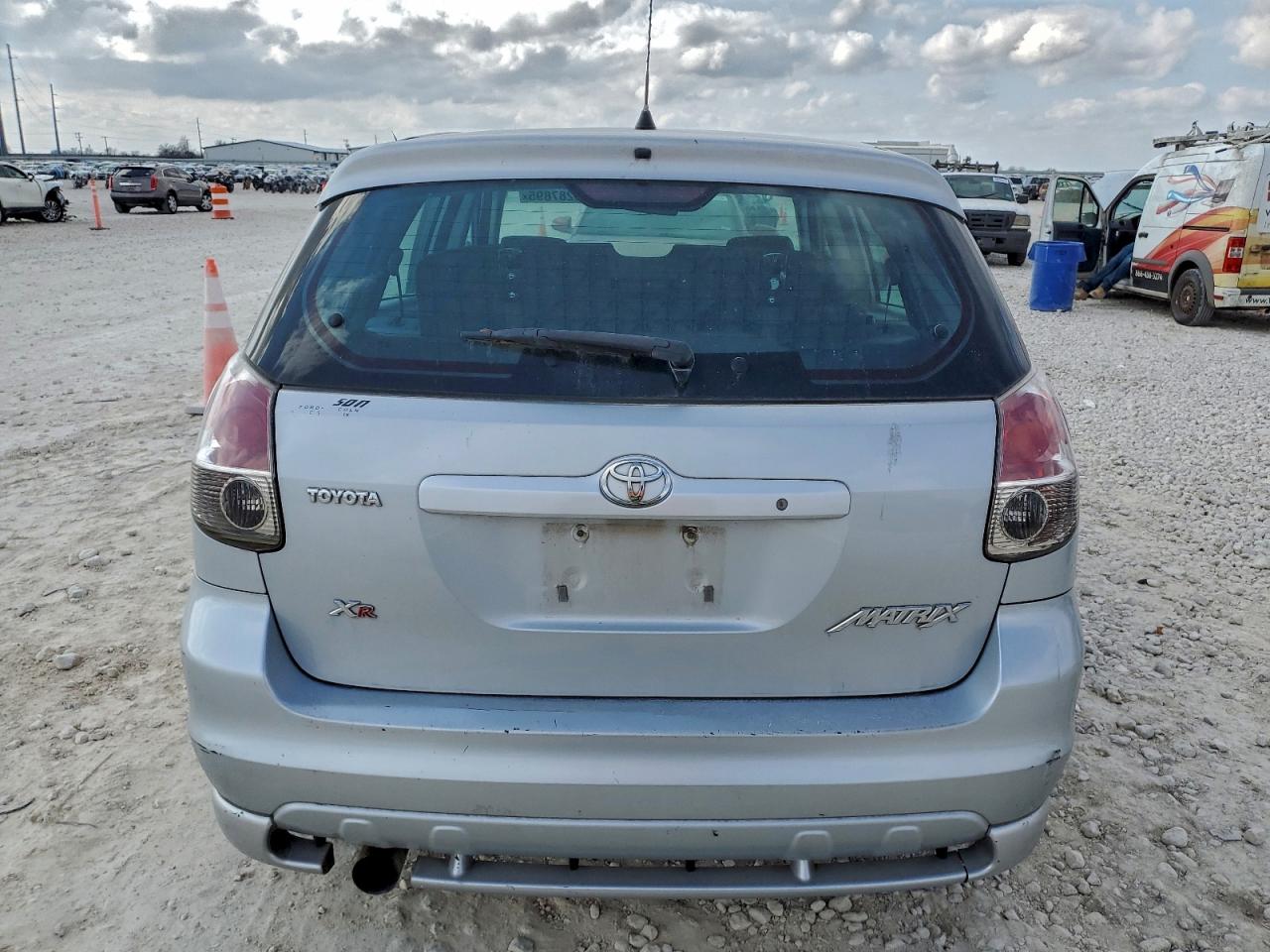2006 TOYOTA COROLLA MATRIX XR photo 11