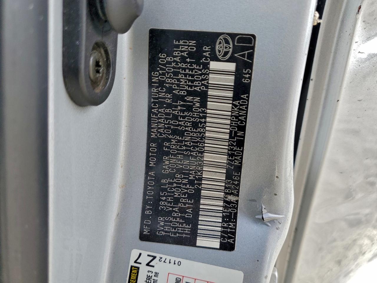 2006 TOYOTA COROLLA MATRIX XR photo 23