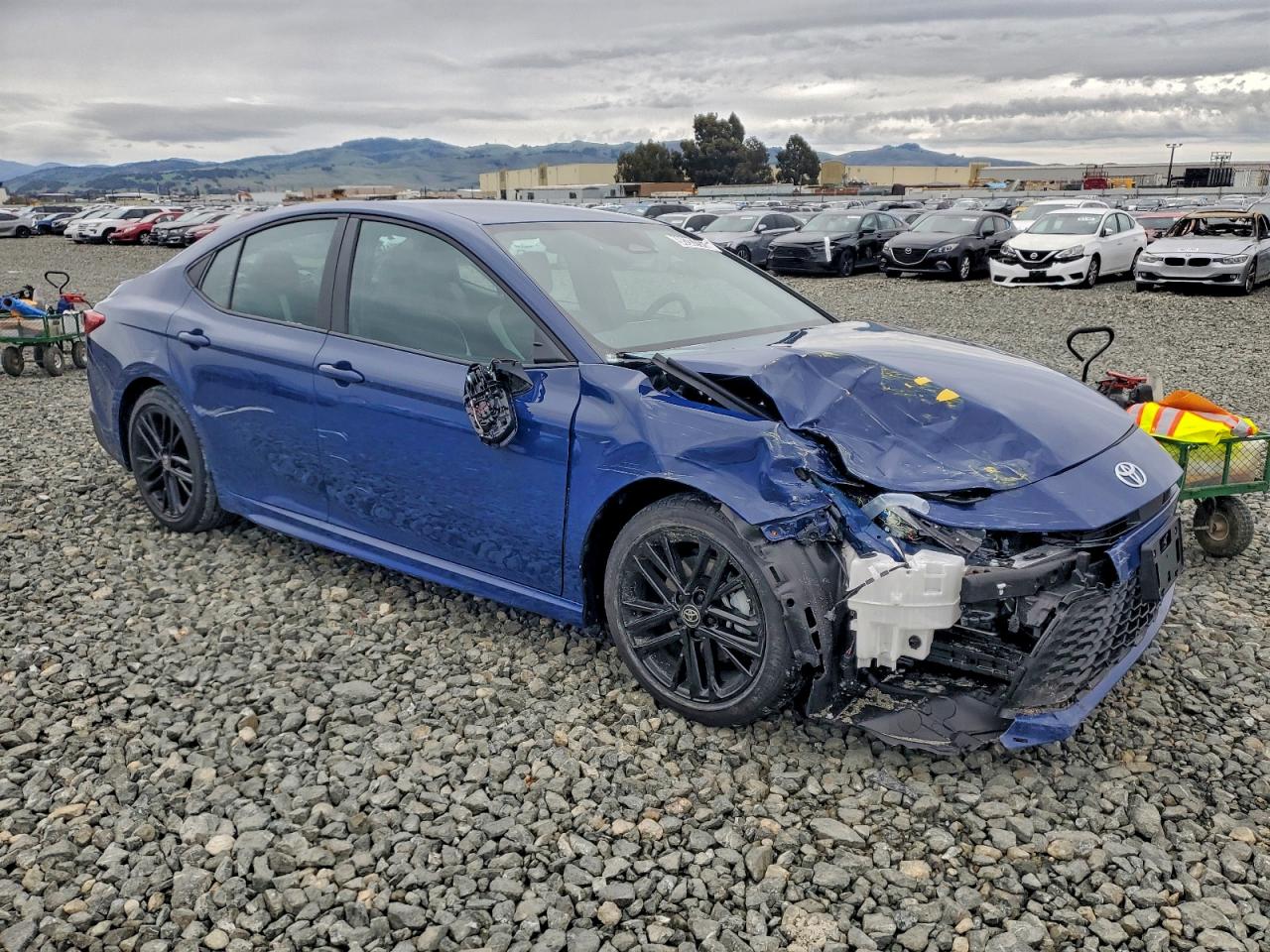 2026 TOYOTA CAMRY XSE photo 4