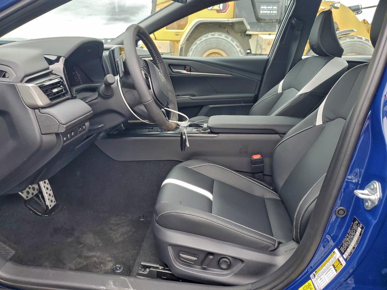 2026 TOYOTA CAMRY XSE photo 7