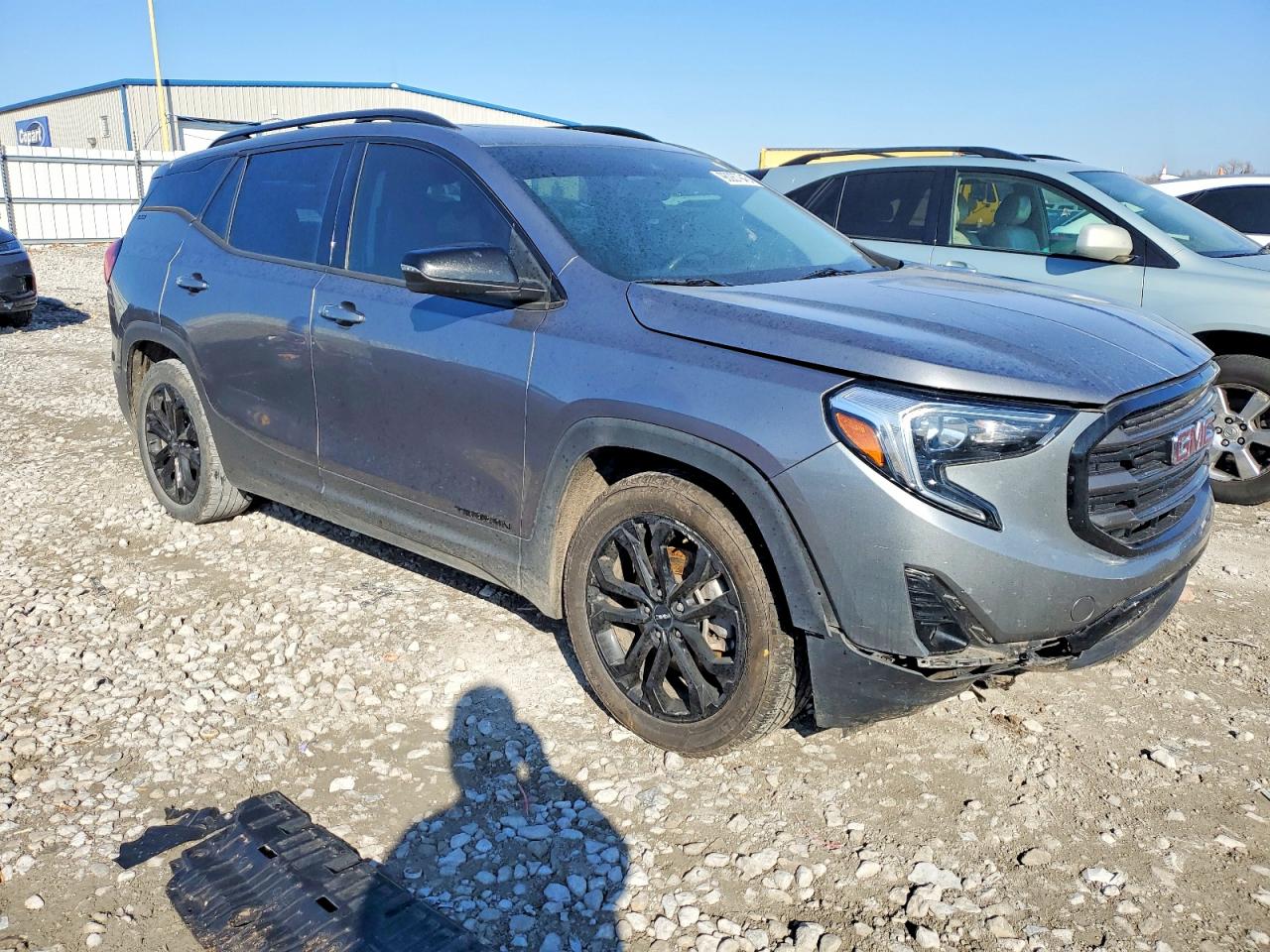 2020 GMC TERRAIN SLT photo 4