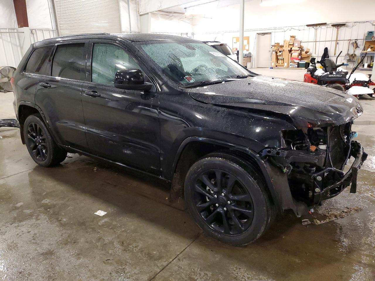 2020 JEEP GRAND CHEROKEE LAREDO photo 7