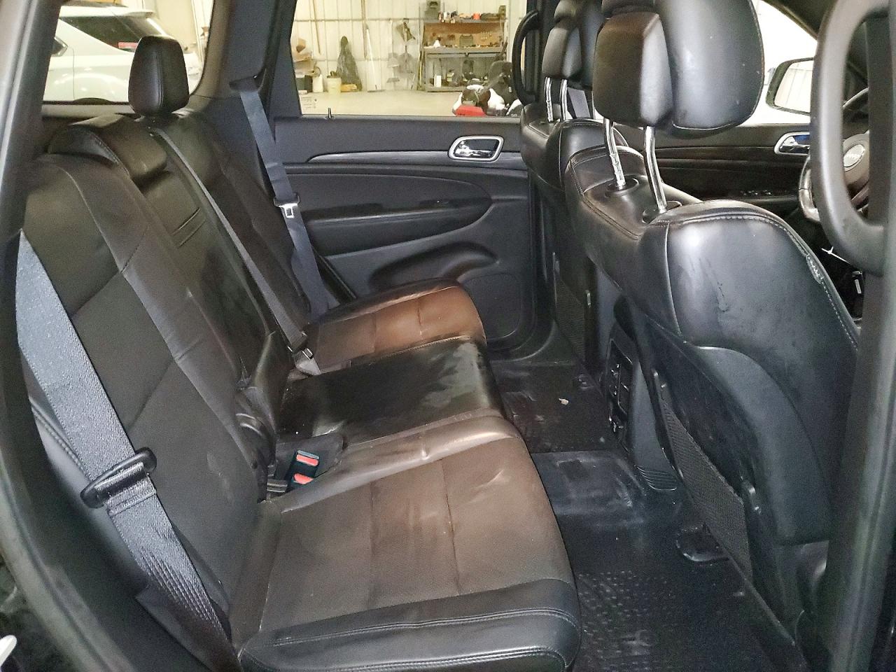 2020 JEEP GRAND CHEROKEE LAREDO photo 21