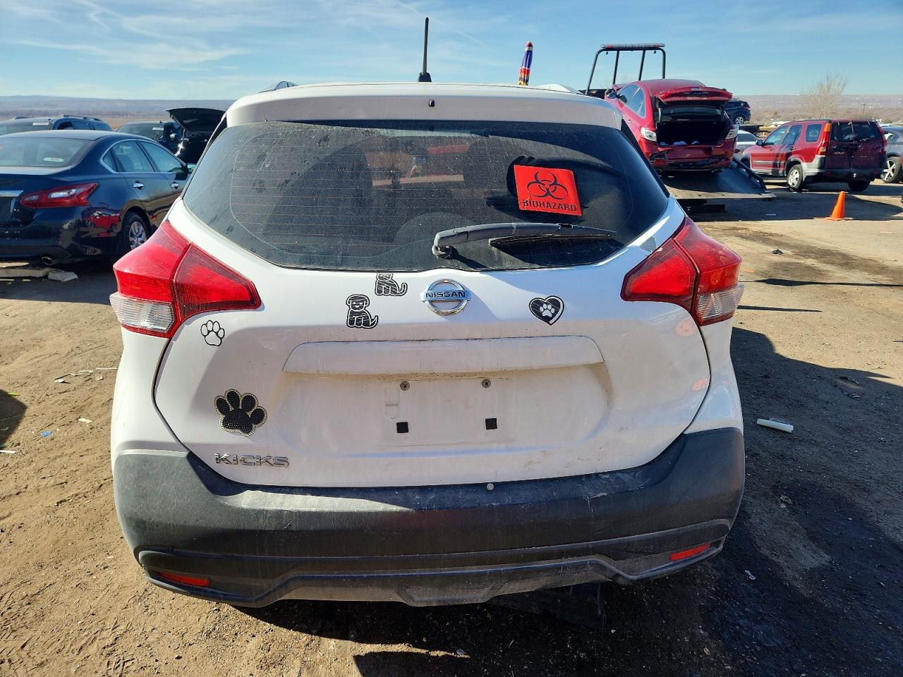 2019 NISSAN KICKS S photo 6