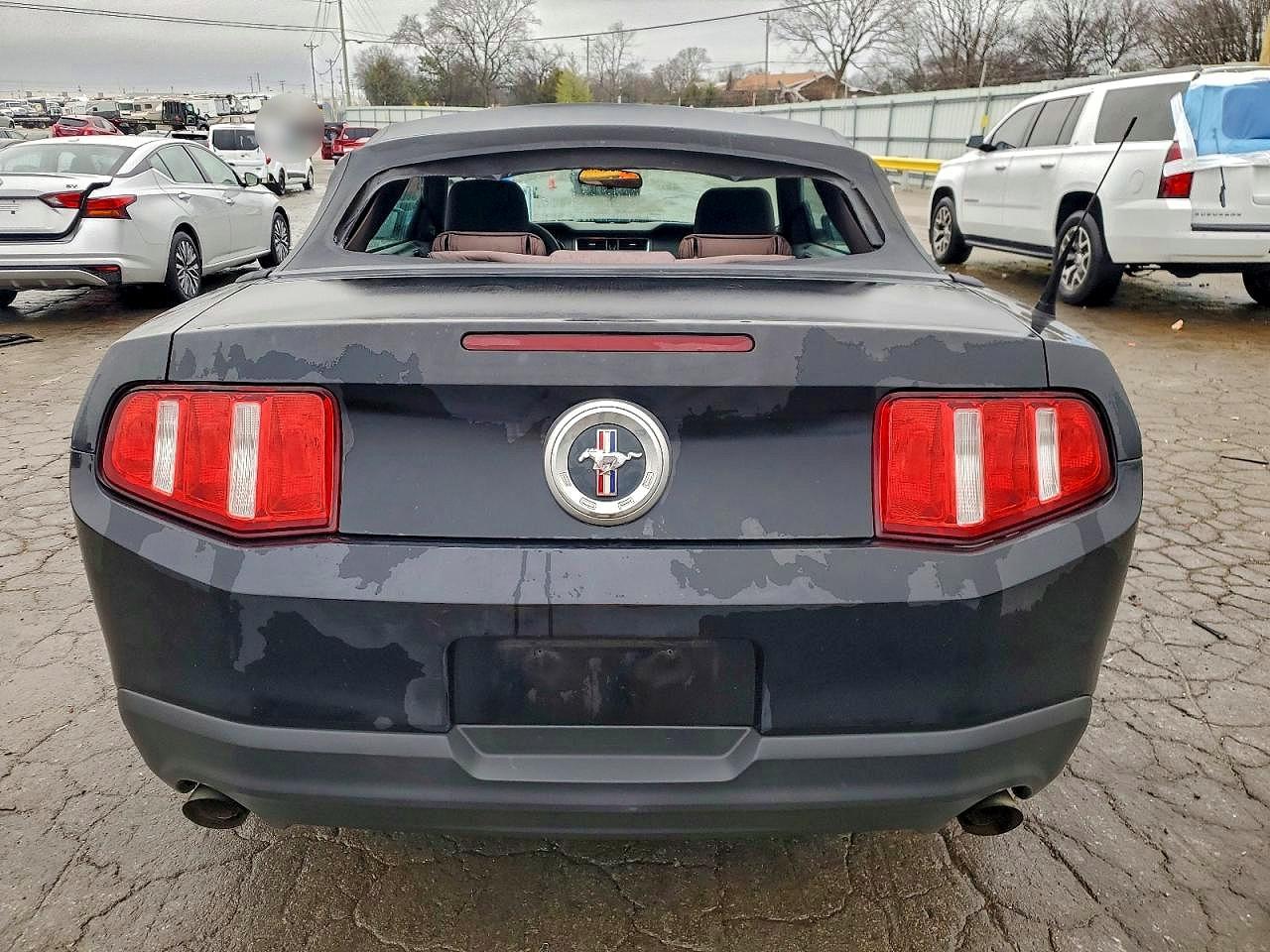 2012 FORD MUSTANG photo 6
