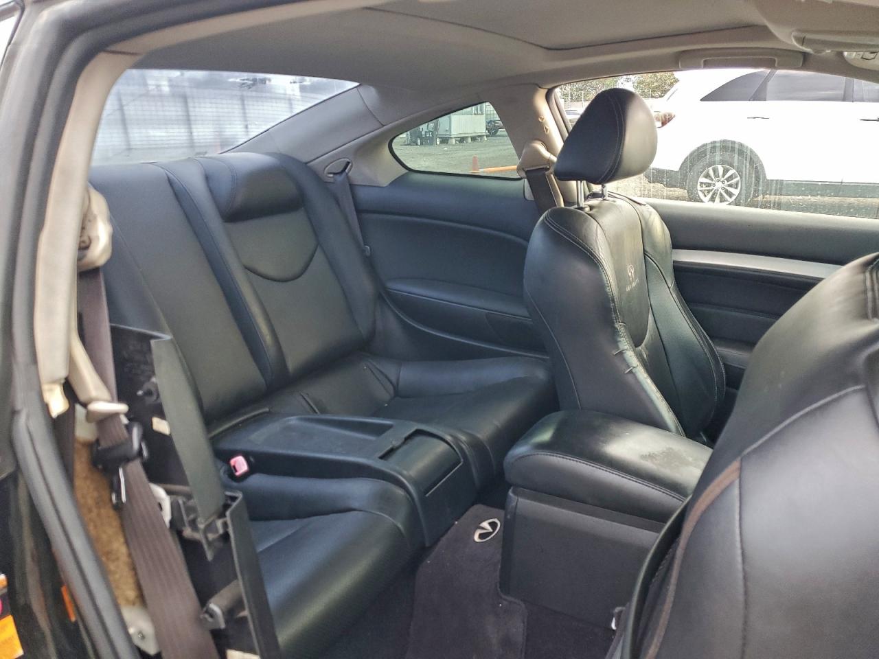 2008 INFINITI G37 BASE photo 19