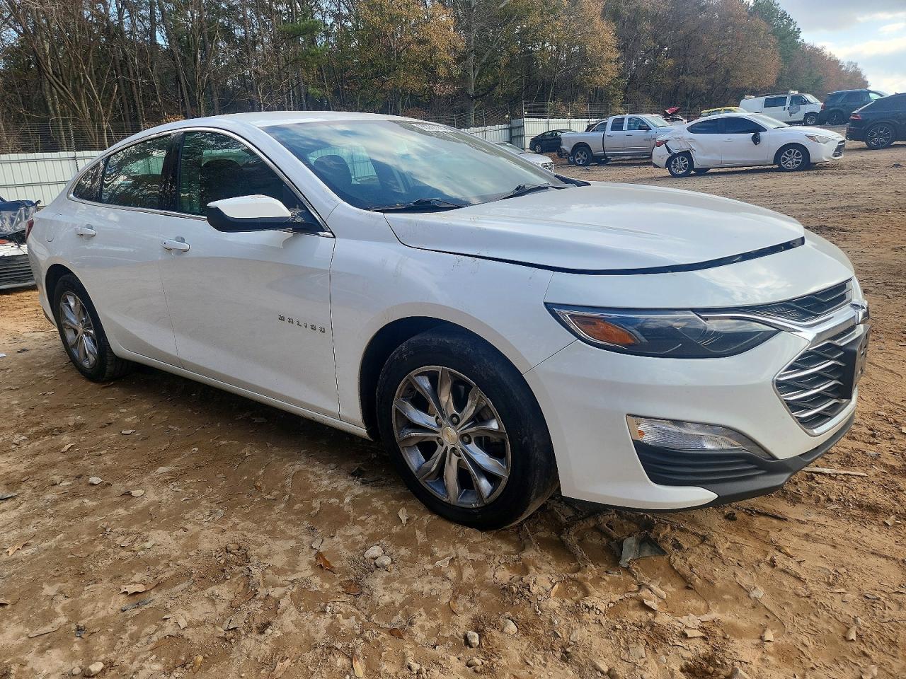 2020 CHEVROLET MALIBU LT photo 4