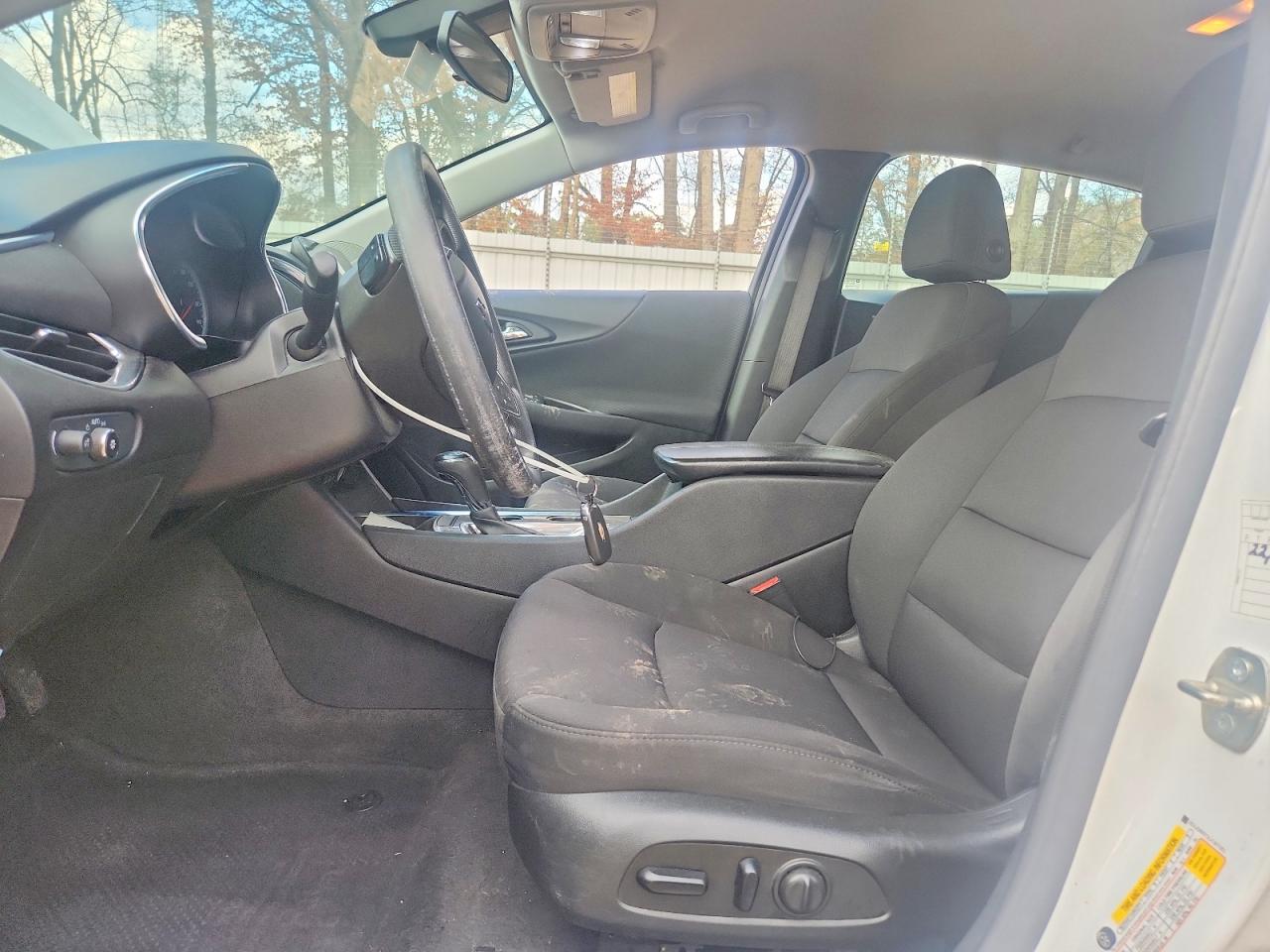 2020 CHEVROLET MALIBU LT photo 7