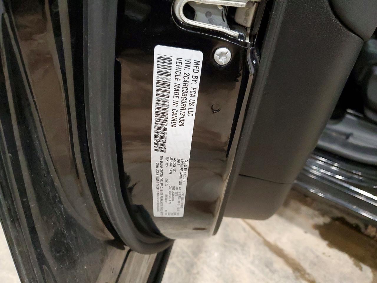2024 CHRYSLER PACIFICA TOURING L photo 13