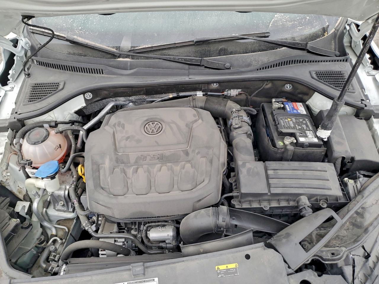 2020 VOLKSWAGEN PASSAT SEL photo 11