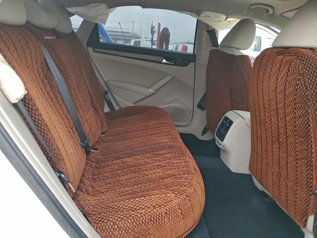 2020 VOLKSWAGEN PASSAT SEL photo 10