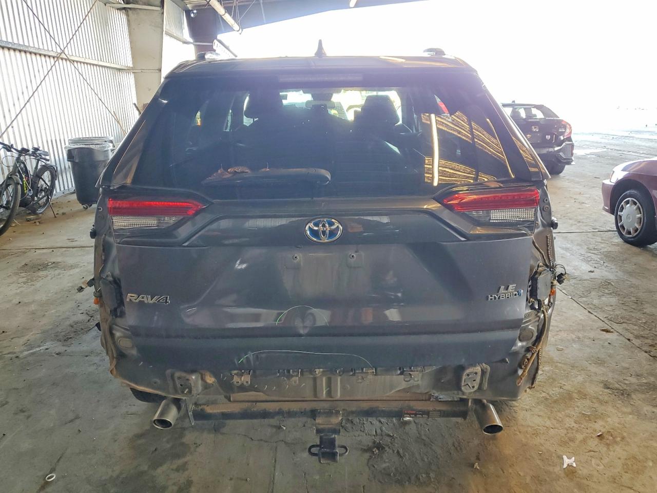 2022 TOYOTA RAV4 LE photo 6